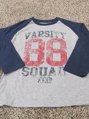 Dynasty Pullover T Shirt Youth Boys Medium Gray Long Sleeve Varsity Squad 88 Tee